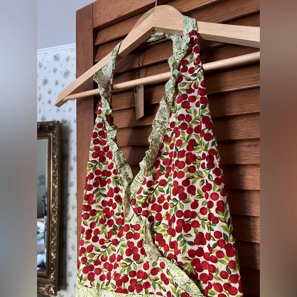 Floral Ruffle Apron - Picture 3 of 4